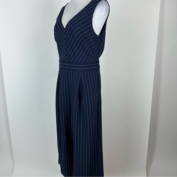 1901 Navy White Pinstriped Cropped Jumpsuit Tie Back Size 10 - Picture 7 of 13